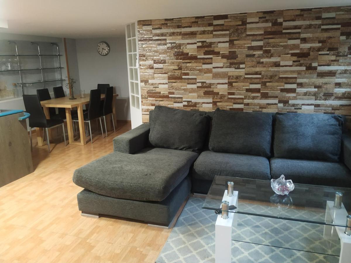Apartament Deluxe Barajas Madryt