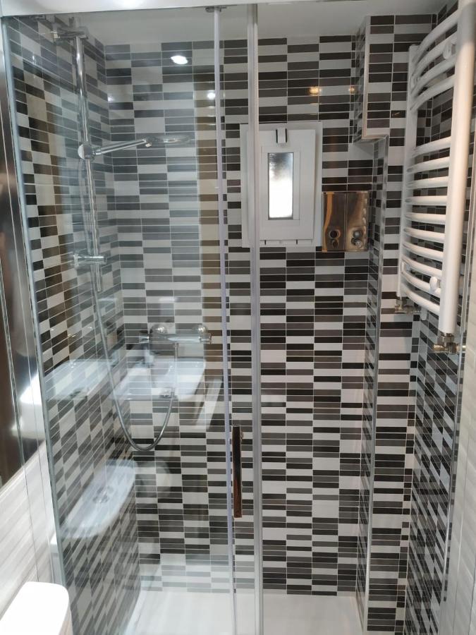 Apartament Deluxe Barajas Madryt